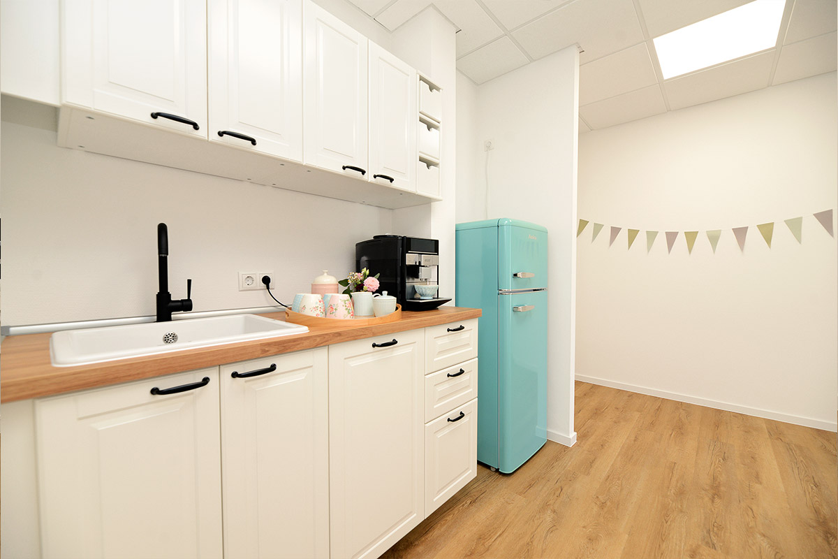 Sprachtherapie-Zittlau-Bonn-Praxisraeume_Kueche_1